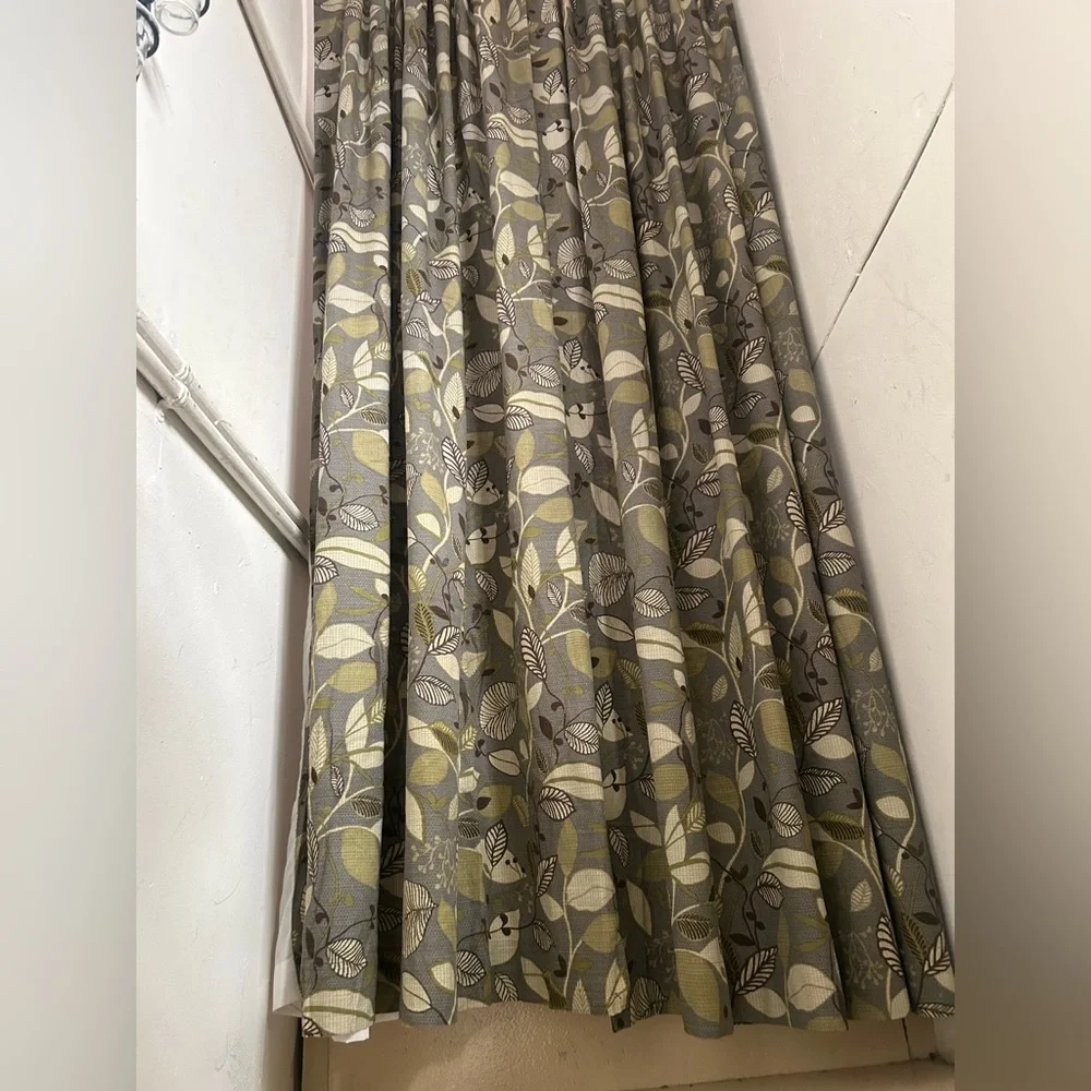 WORLD MARKET Floral Leaf Patterned 2-pcs Curtains Fully Lined #1005252